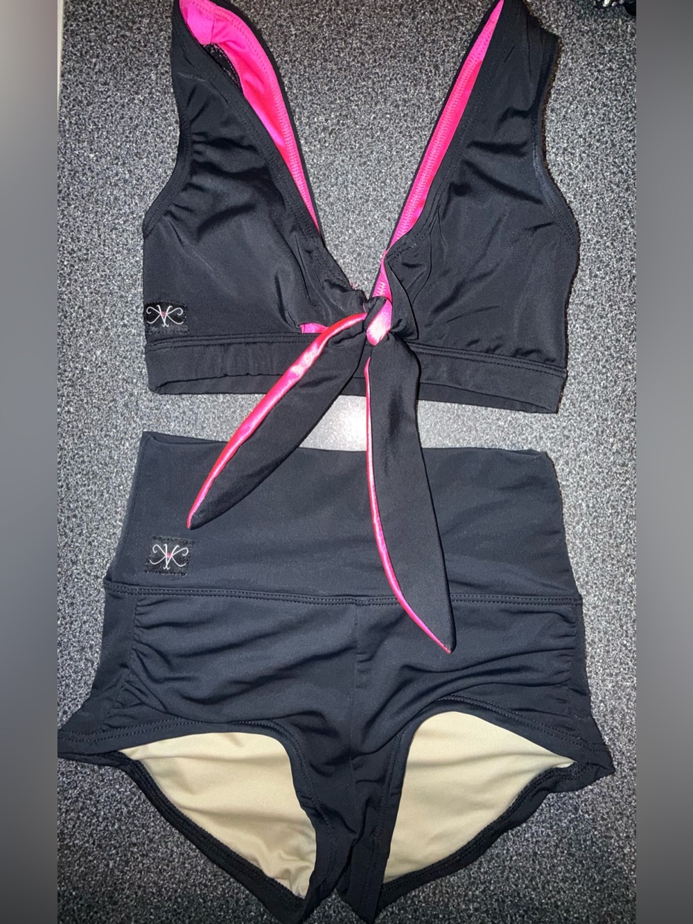 Kandi Kouture Dance Black 2 Piece Set w/Pink Accents Size Child X-Large